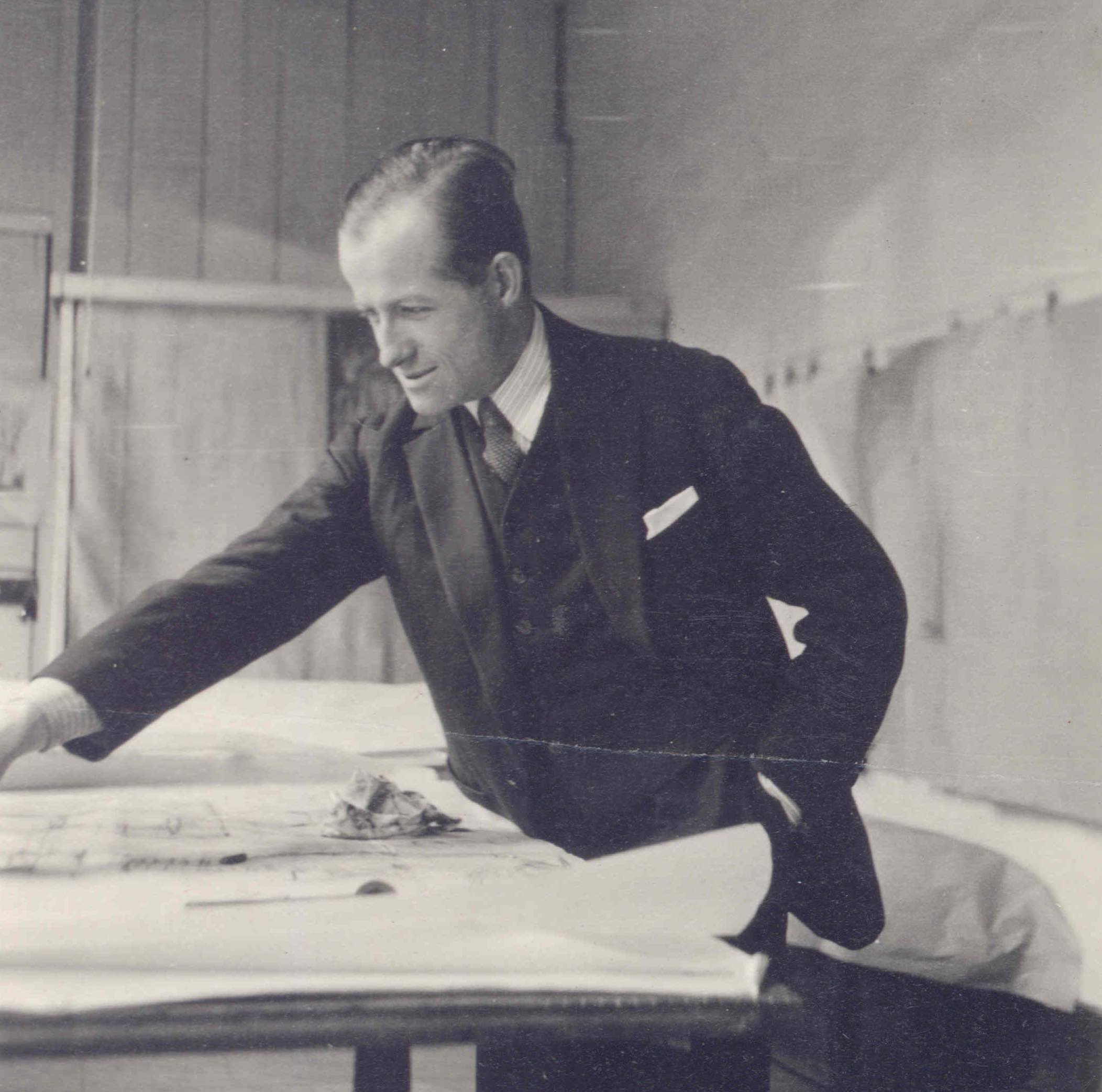 Pierre Jeanneret page | Object Embassy